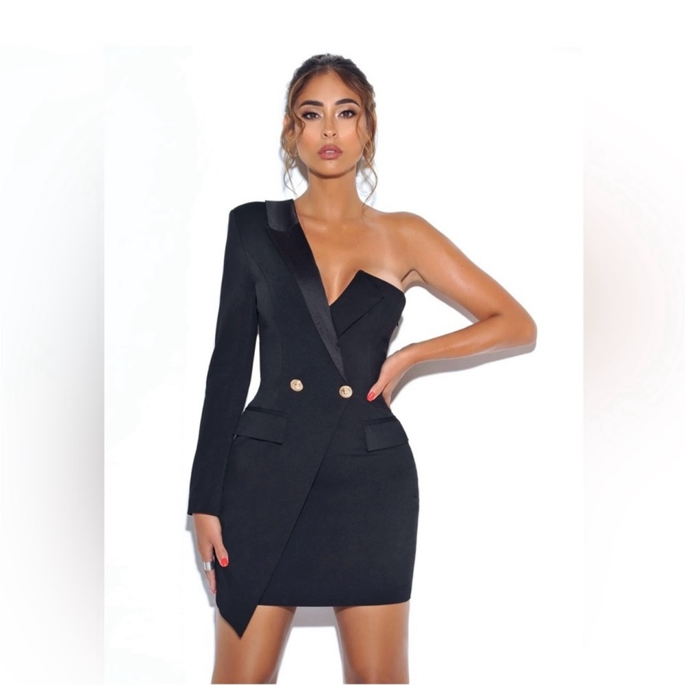 Black and Gold Asymmetrical One-Shoulder Cocktail Dress